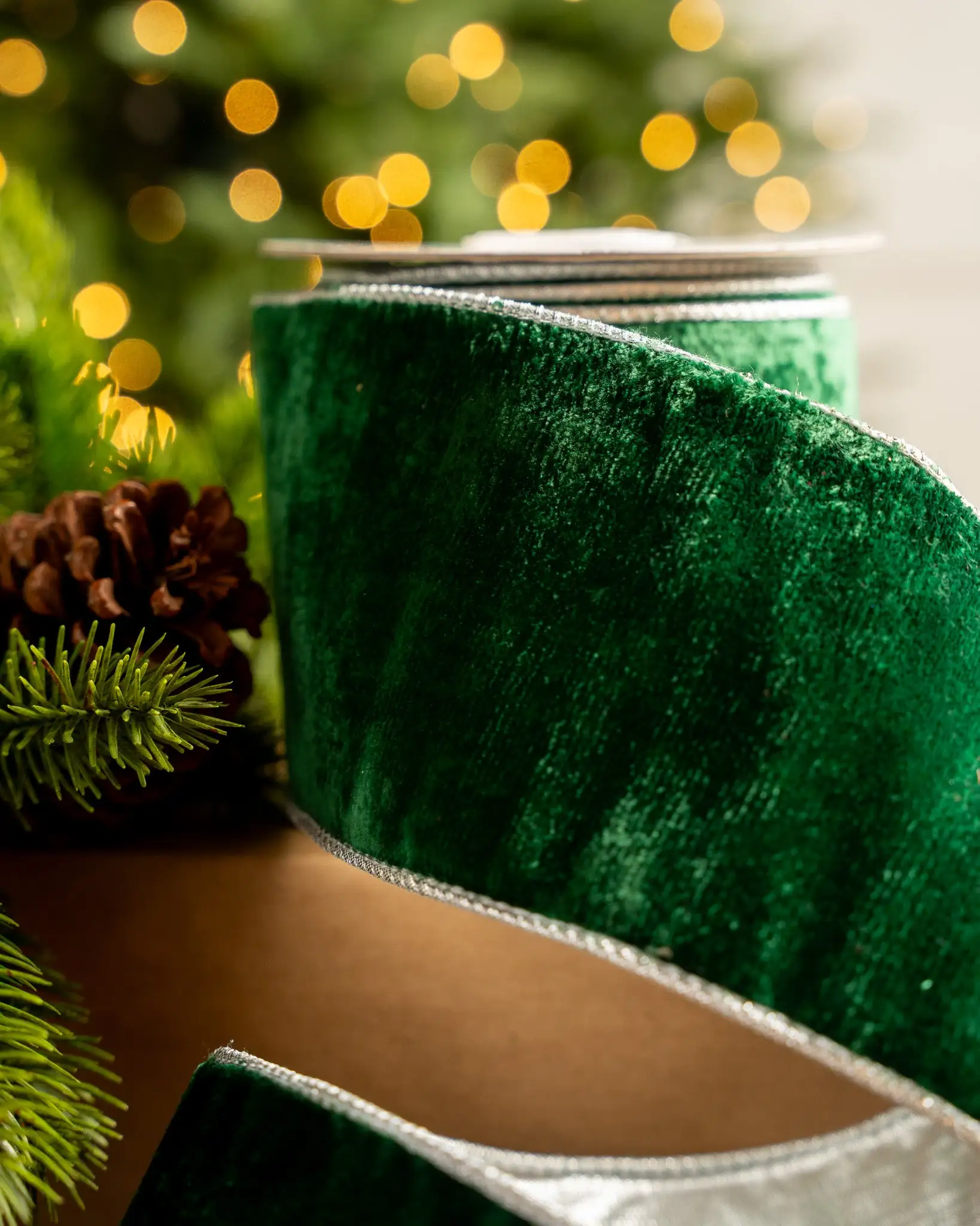 4" X10YD Emerald Velvet Ribbon With Silver Back & Edge 4 4" X10YD Emerald Velvet Ribbon With Silver Back & Edge - Image 2